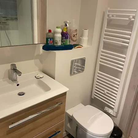 Double Esquinandra Dans Maison, Ideale Randonneurs Et Cyclistes - Gr223 3*